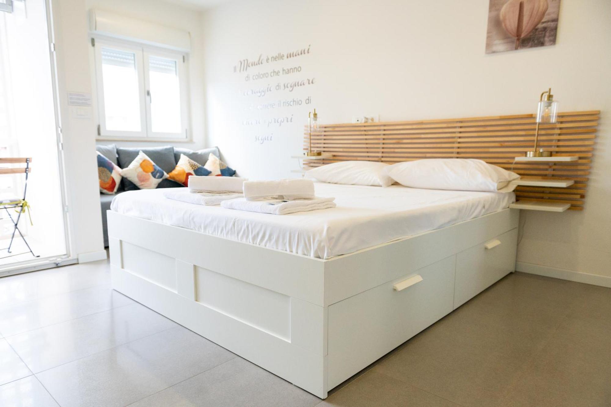Monolocale Con Terrazza E Cucina Lignano Sabbiadoro Exterior foto